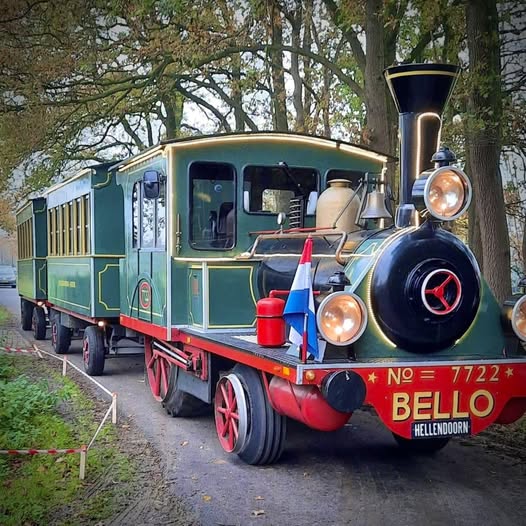 RIJDAGEN TREINTJE BELLO
